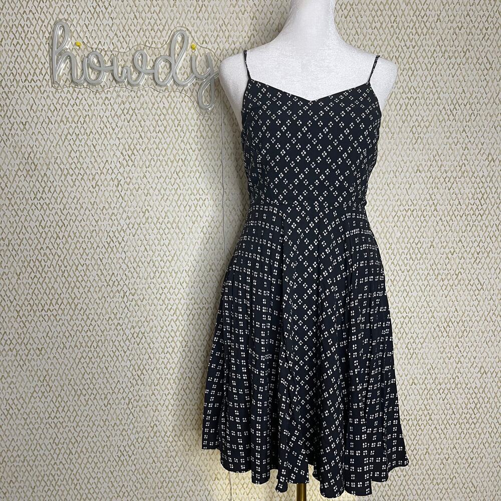 Old Navy Black and White Spaghetti Strap A-Line Mini Dress Size S
